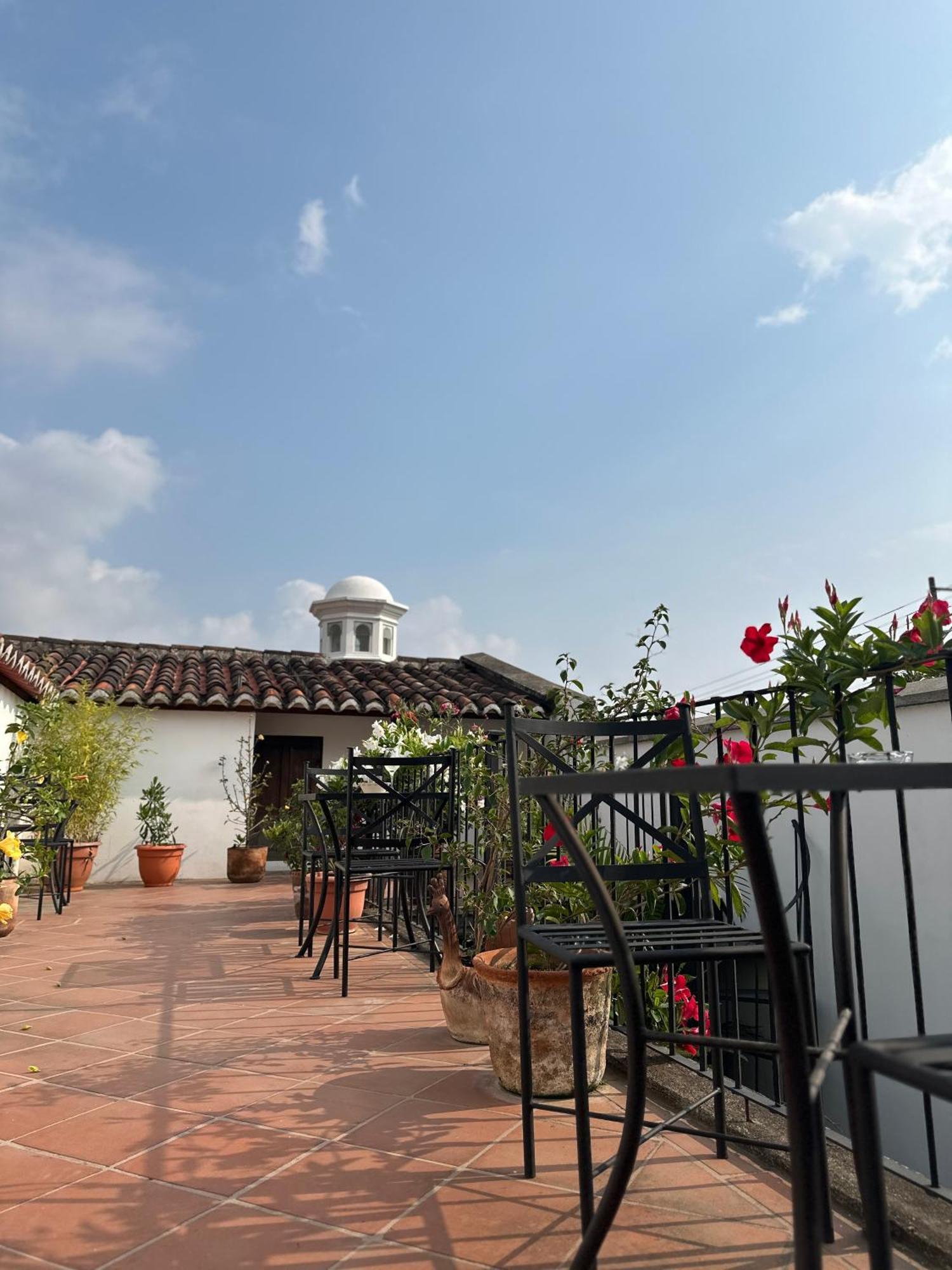 Casa Elena Bed and Breakfast Antigua Εξωτερικό φωτογραφία