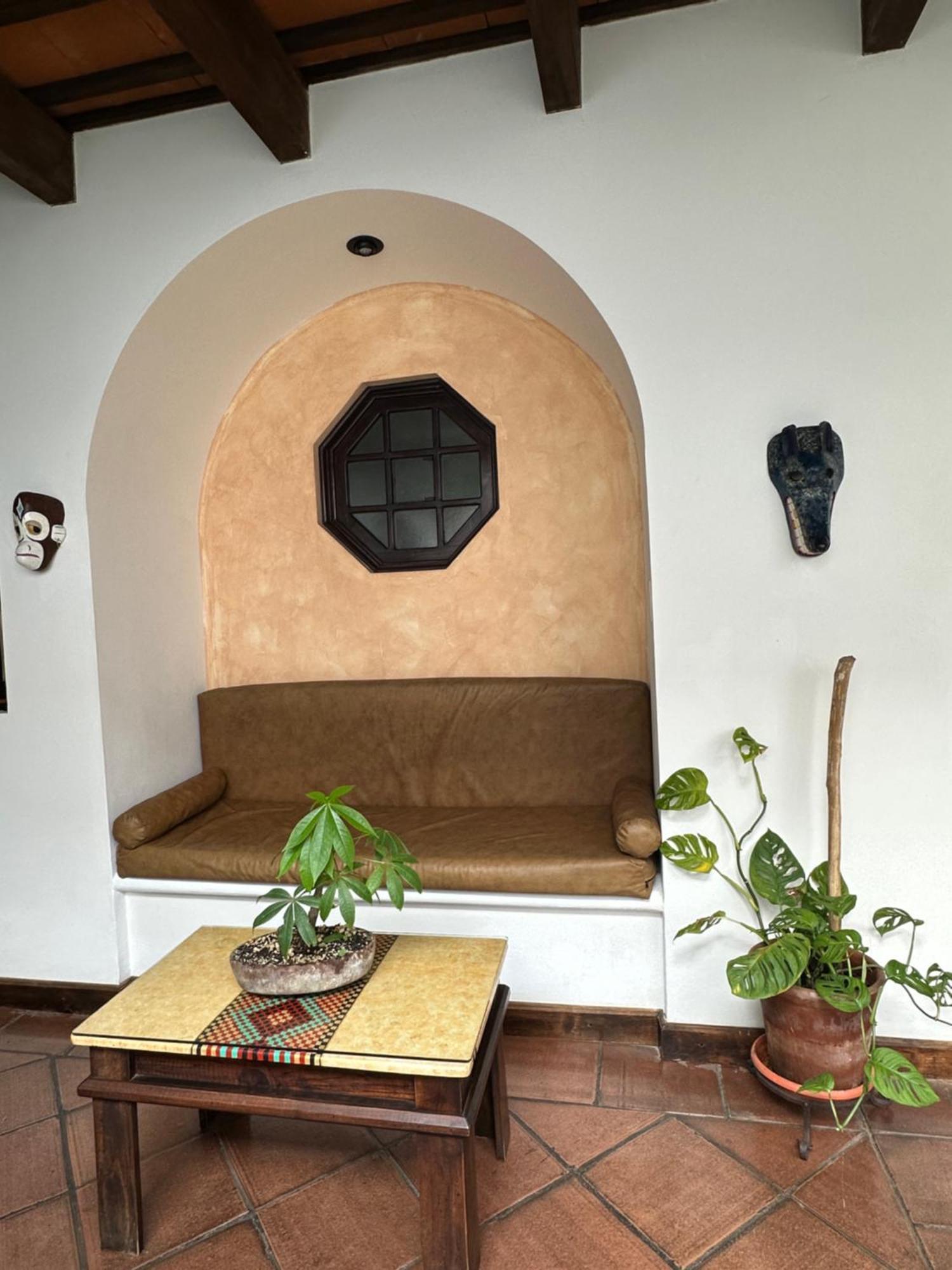 Casa Elena Bed and Breakfast Antigua Εξωτερικό φωτογραφία